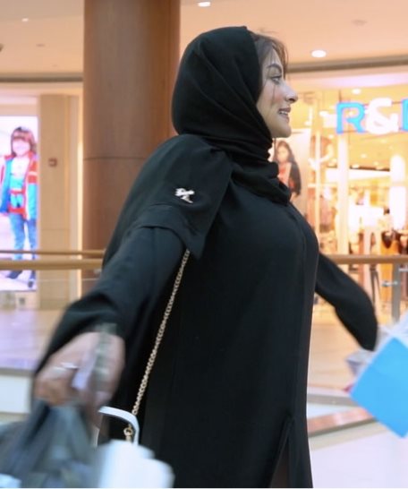 تجربة عالم التسوق
